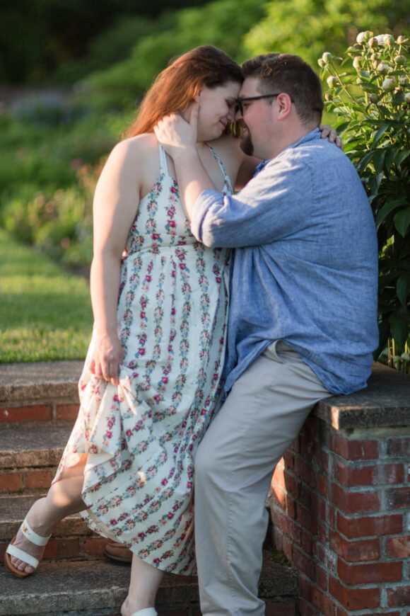 A couple had a romantic moment in the garden